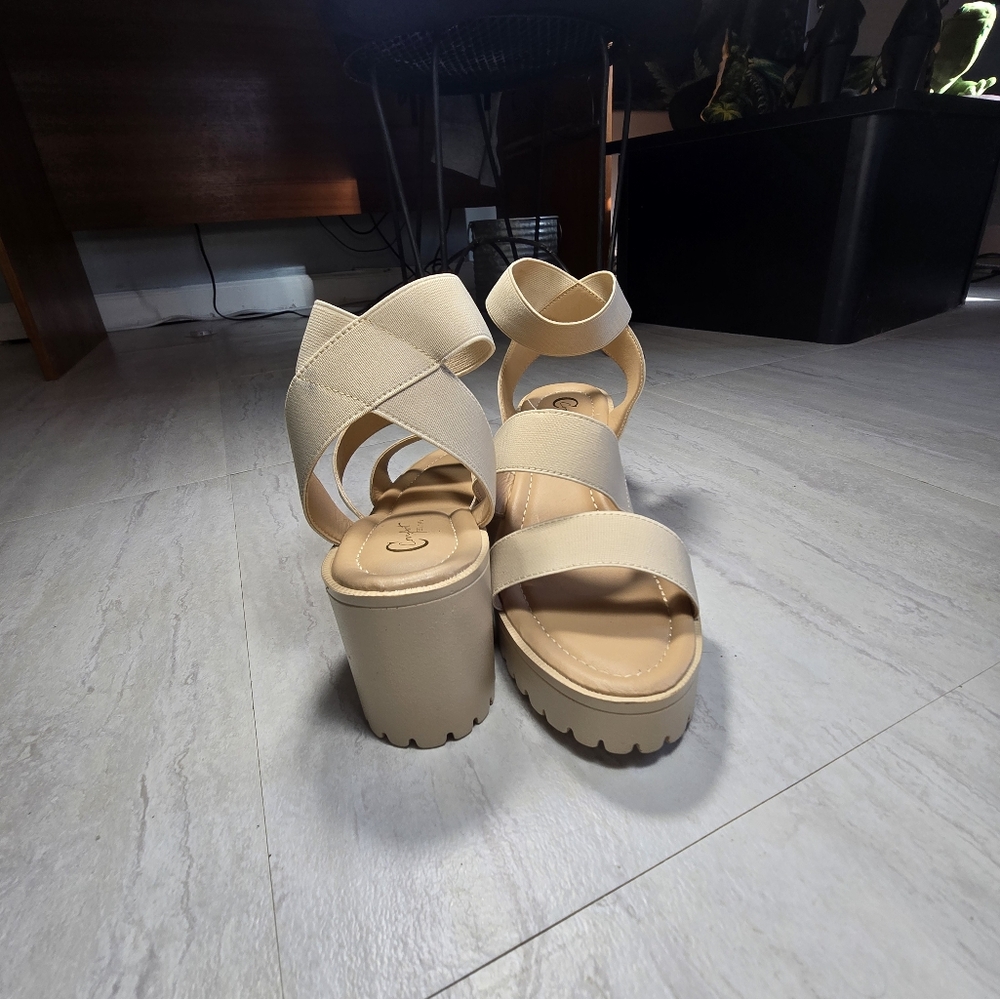 Comfort Beige Platform Sandles - Picture 4 of 4